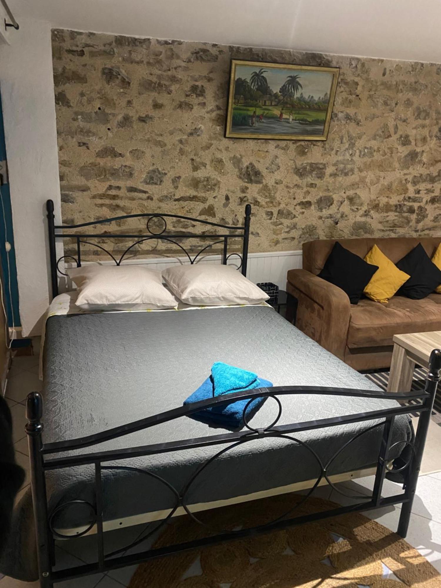 La Casa Du Port, Chambres, Suite Privee, Appartement Avec Vue Sur La Riviere Capendac Extérieur photo